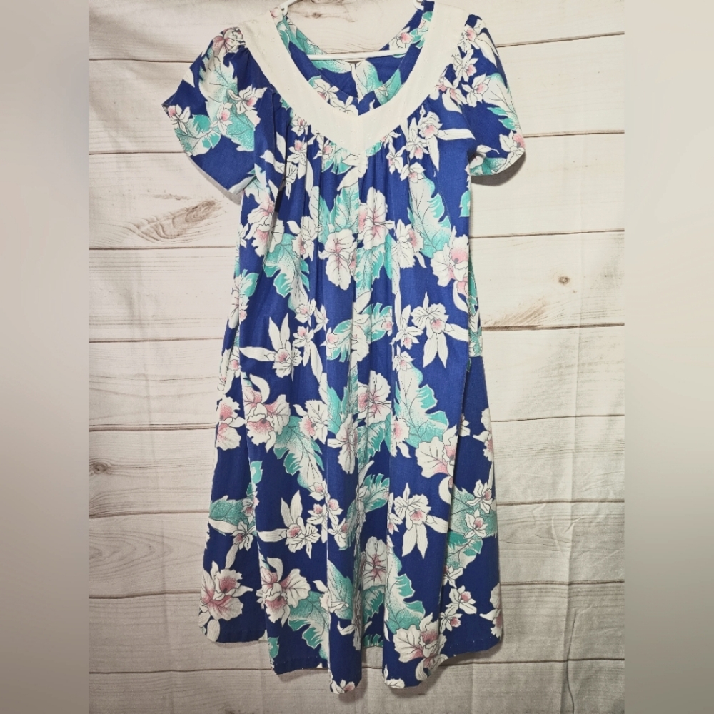 Vintage Made In Hawaii MuuMuu